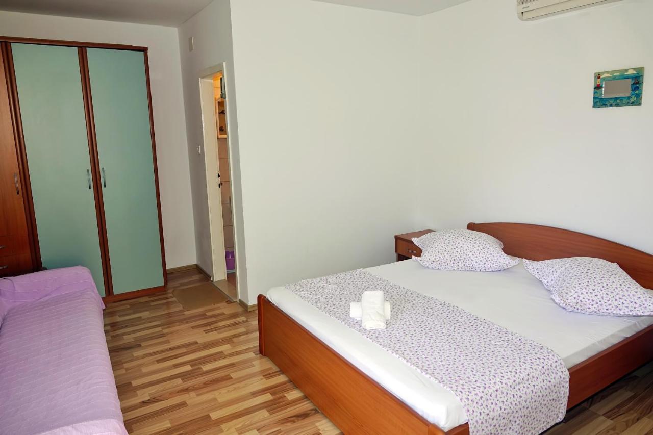 Apartament Roza Baška Voda Zewnętrze zdjęcie